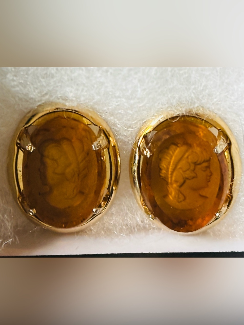1940’s Vintage Gold-Tone Amber Glass Cameo Clip Earrings